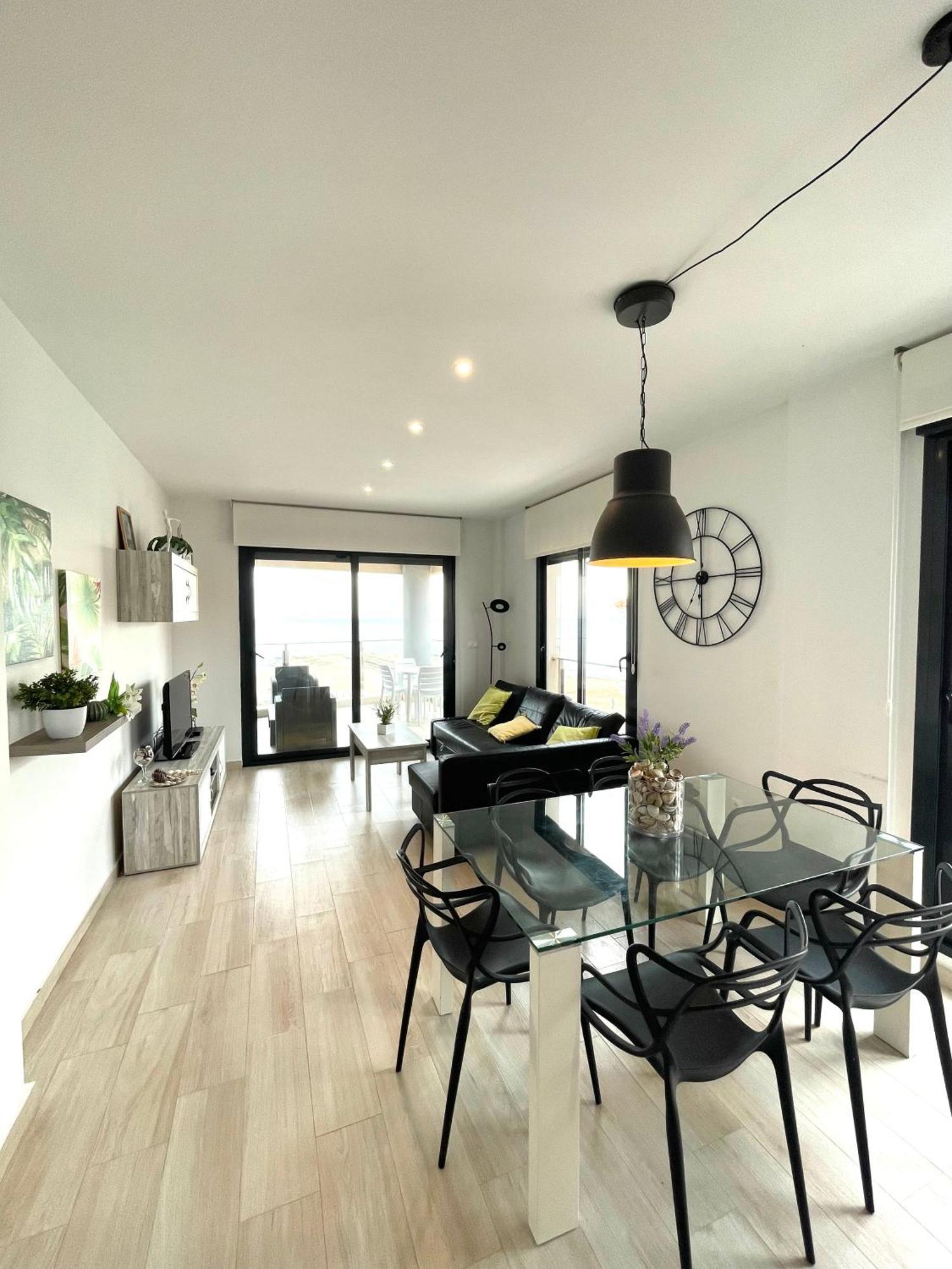 Luxury And Modern Beach Apartment With Sea Views La Mata  Extérieur photo