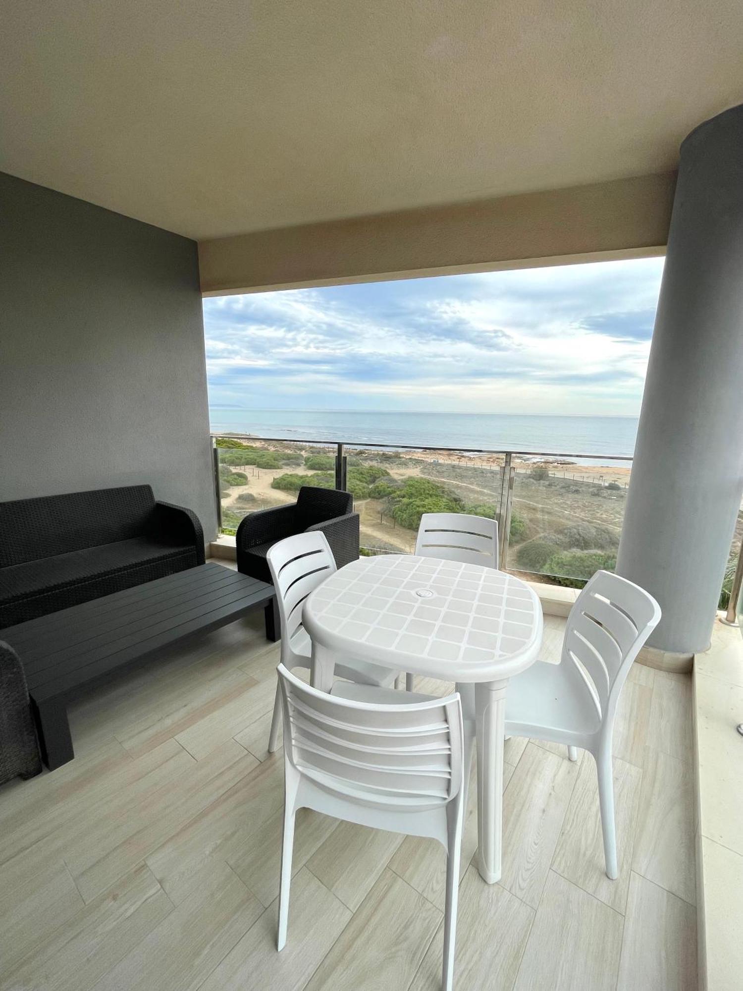 Luxury And Modern Beach Apartment With Sea Views La Mata  Extérieur photo