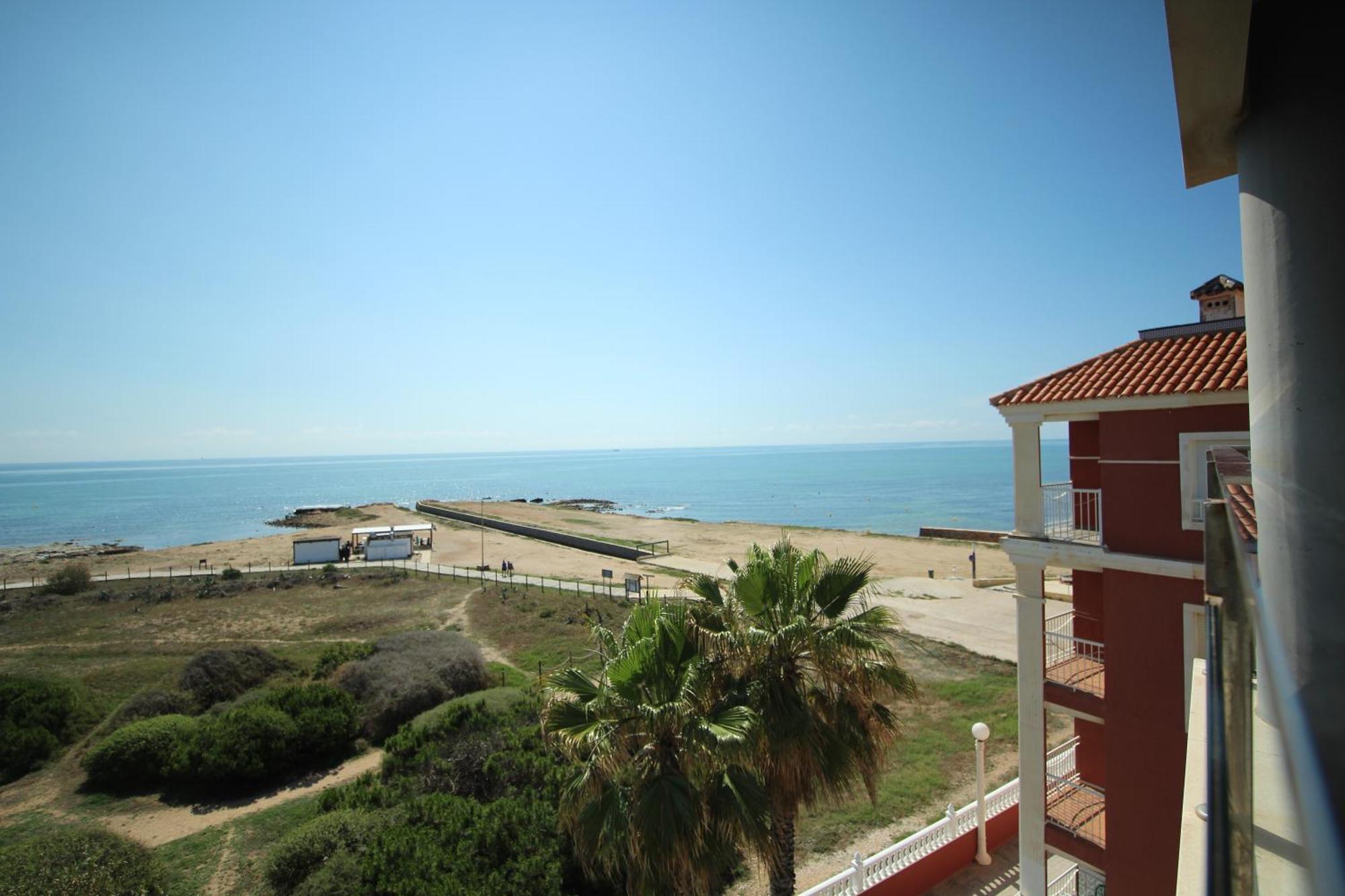 Luxury And Modern Beach Apartment With Sea Views La Mata  Extérieur photo